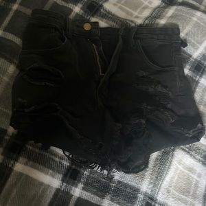 Black denim shorts, size (xs)